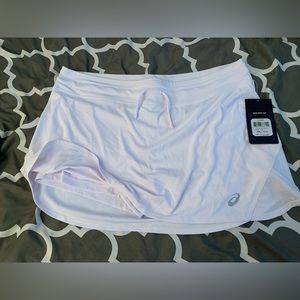COPY - Nwt ASICS motiondry skort 2XL white